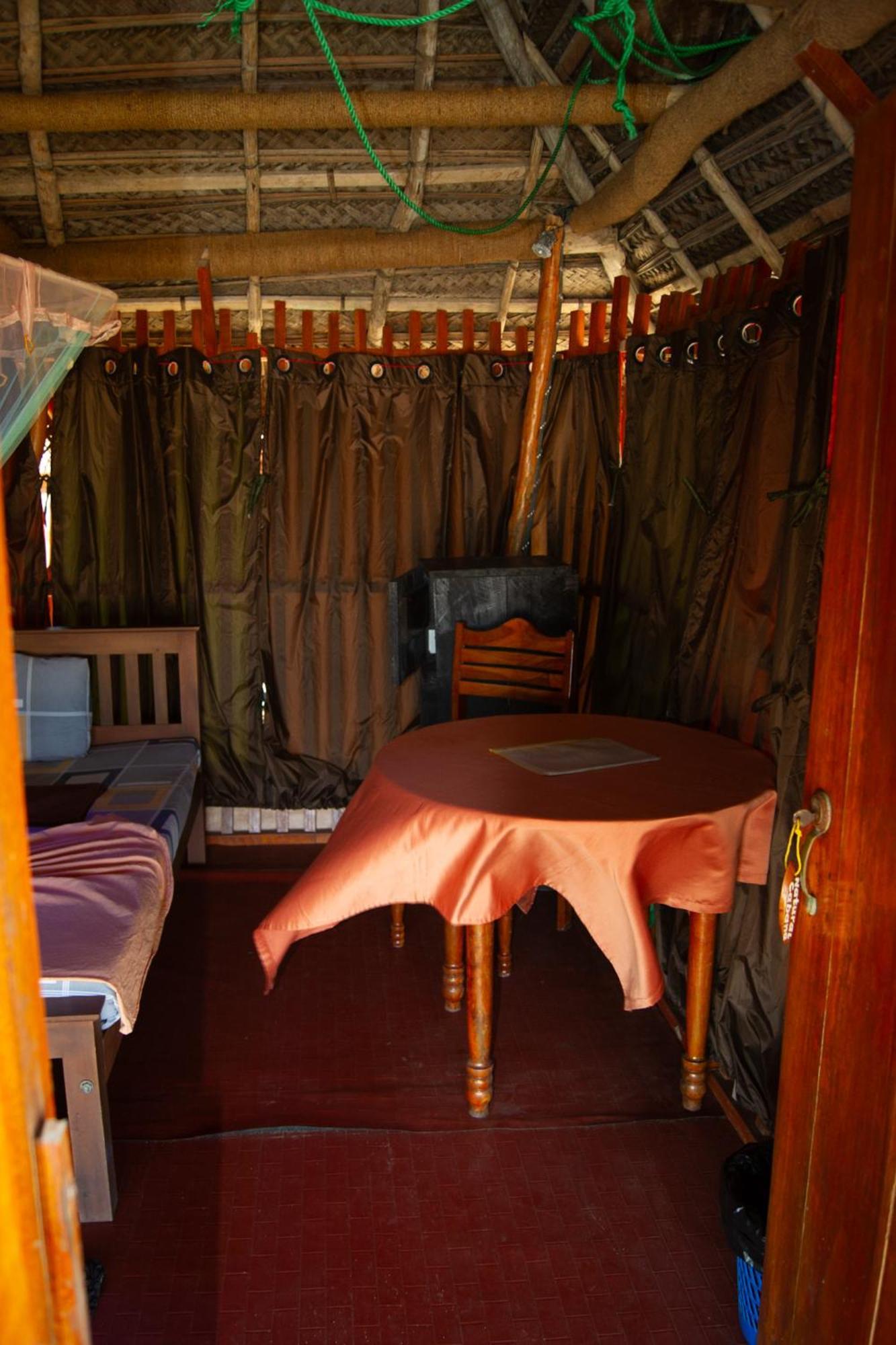 Ibisbird Beach Bungalows, Sport, Spa And Restaurant Tangalle Exterior foto